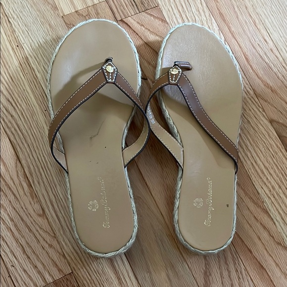 Tommy Bahama Shoes - Tommy Bahama Brown Flip Flops Women's 9 Beachy Tropical Vacation Resort
